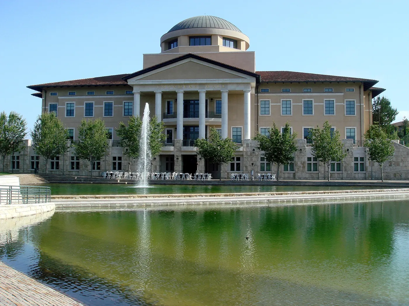美国创价大学校园