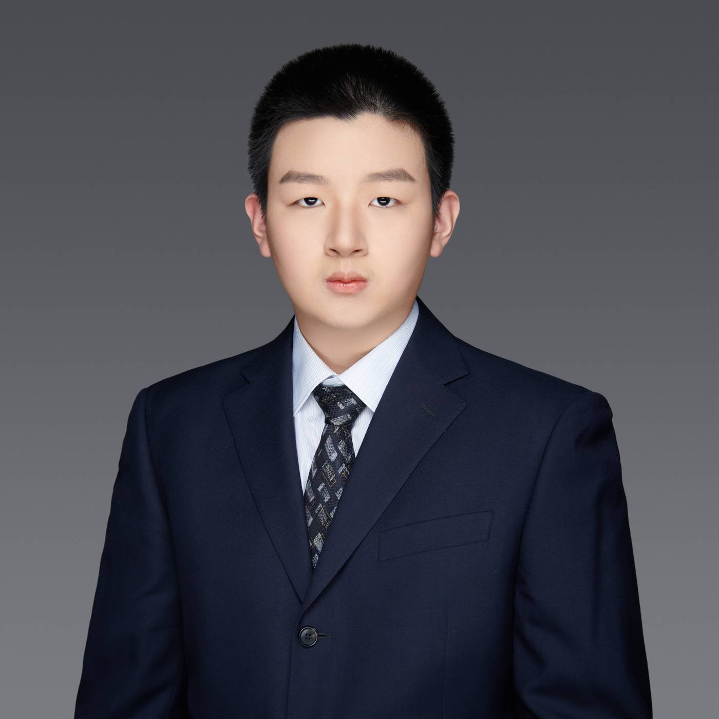 梁霄 Leo 1